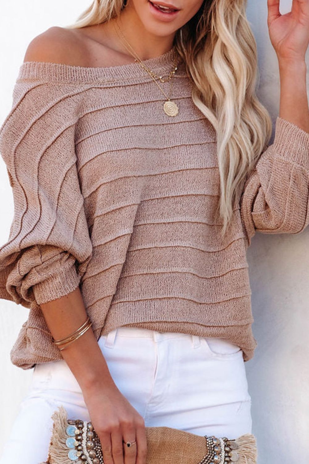 SWEATER & KNITWEAR